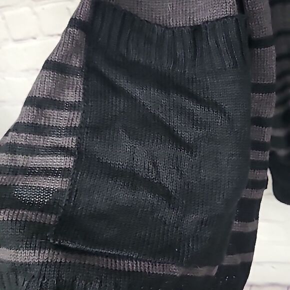 Charcoal Stiped Kimono Sleeveless Sweater Hoodie Wrap Shawl Open Front & Sides - Picture 4 of 9